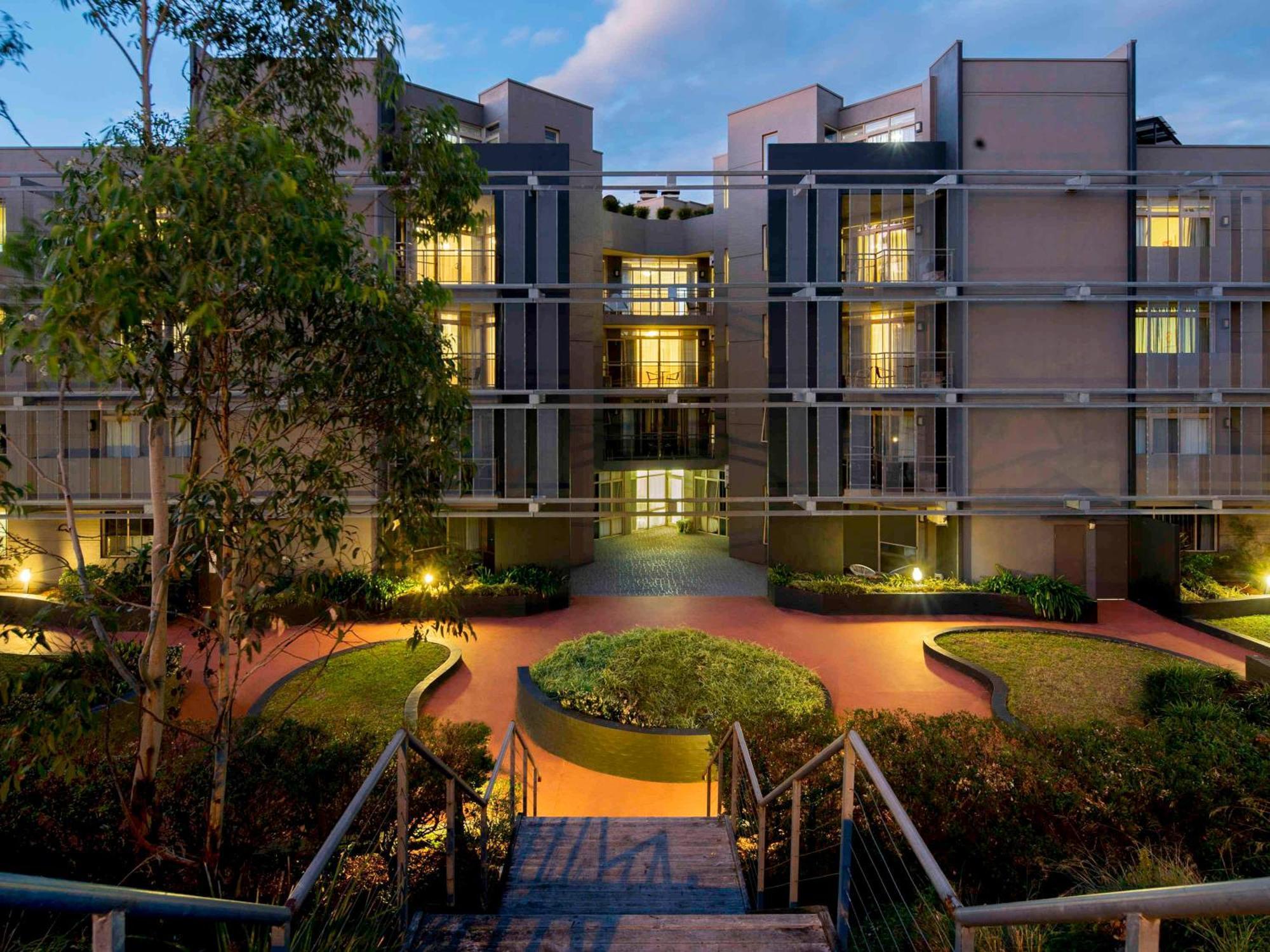 Mantra Castle Hill Sydney, An Accor Hotel Exterior photo